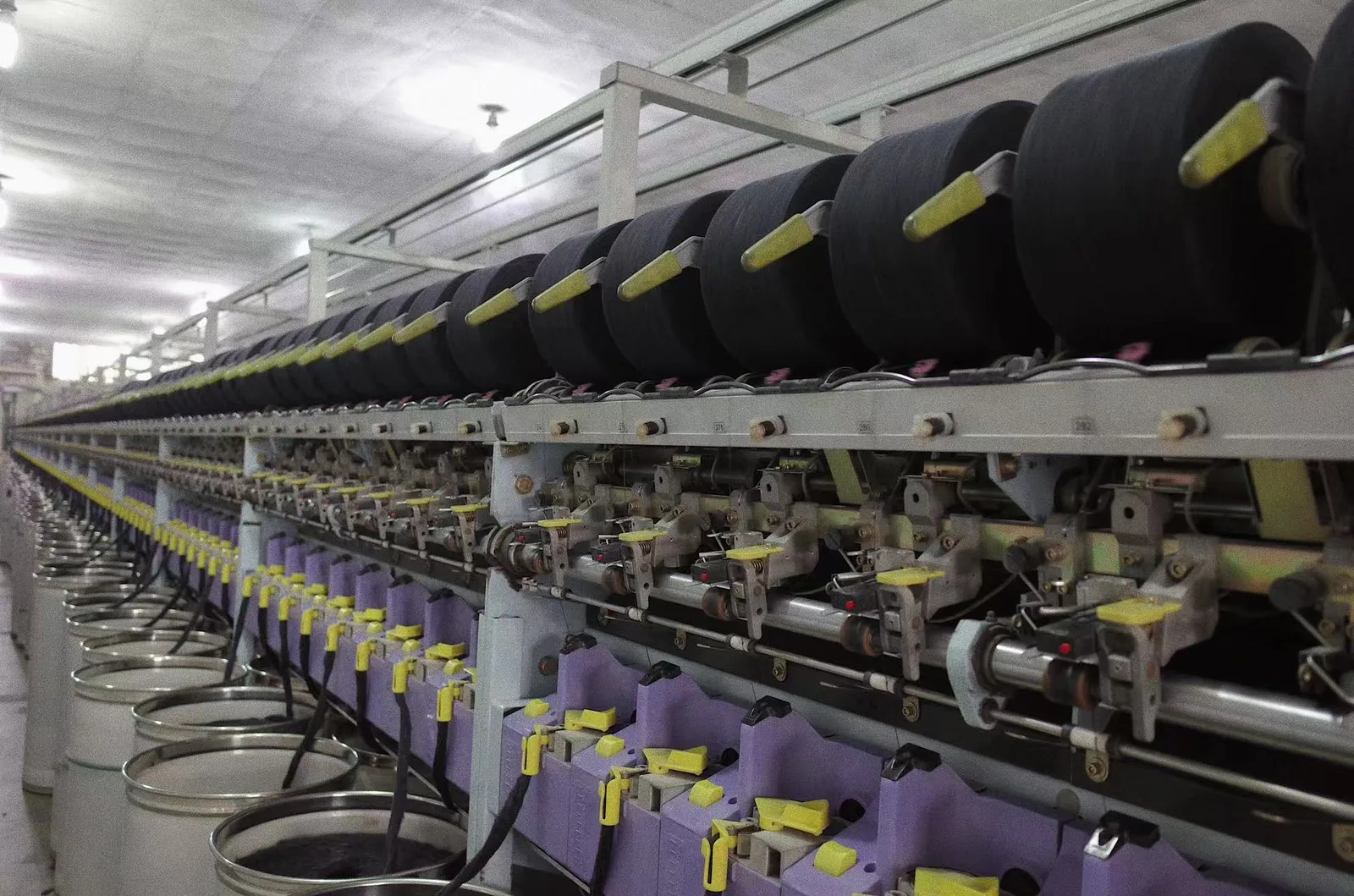 اونی کارڈنگ عمل: پیداواری عمل کا کنٹرول کے لیے عملی رہنما · Fred Textile